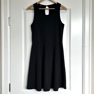 Woolworths Sleeveless Dress sz Medium Women’s Black Cotton Fit Flare Pull Over